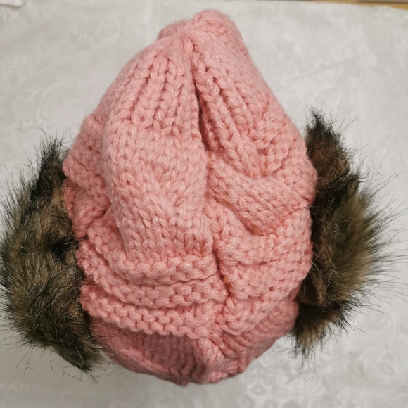 Women's Winter Beanie Hat - Picture 7 of 9
